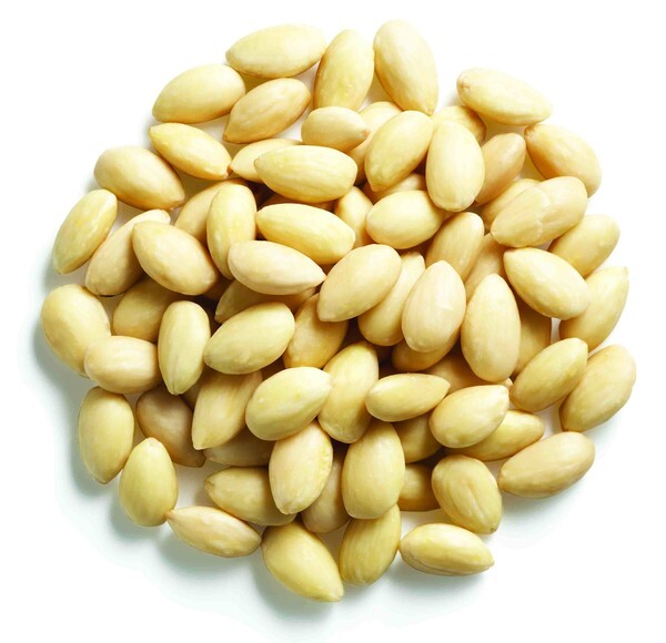 Whole Blanched Almonds (13kg Box, Almond Co) (BLWH13C)
